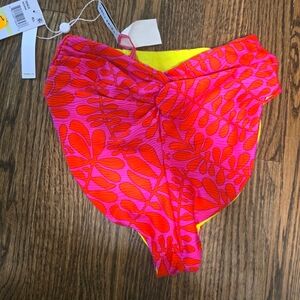 🌟7/25$ NWT TRINA TURK Reversible Swim Bottom